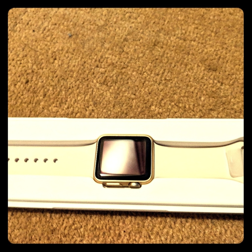 Gold 38mm 7000 Series Apple Watch